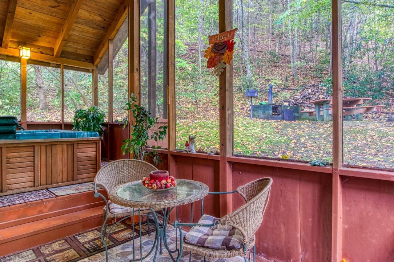Cozy Creek Cabin Pigeon Forge Buitenkant foto