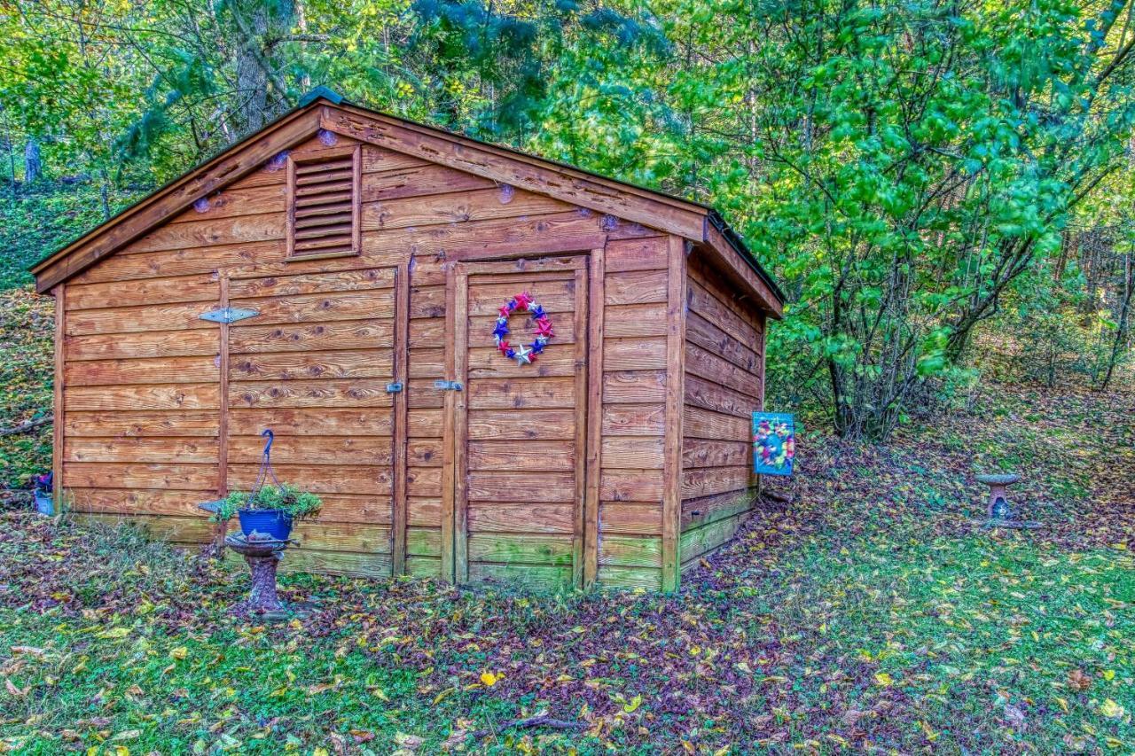 Cozy Creek Cabin Pigeon Forge Buitenkant foto